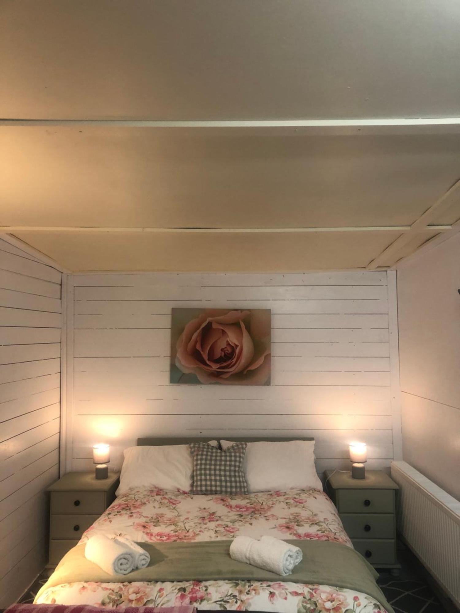 Bob'S Cabin Galway Bagian luar foto