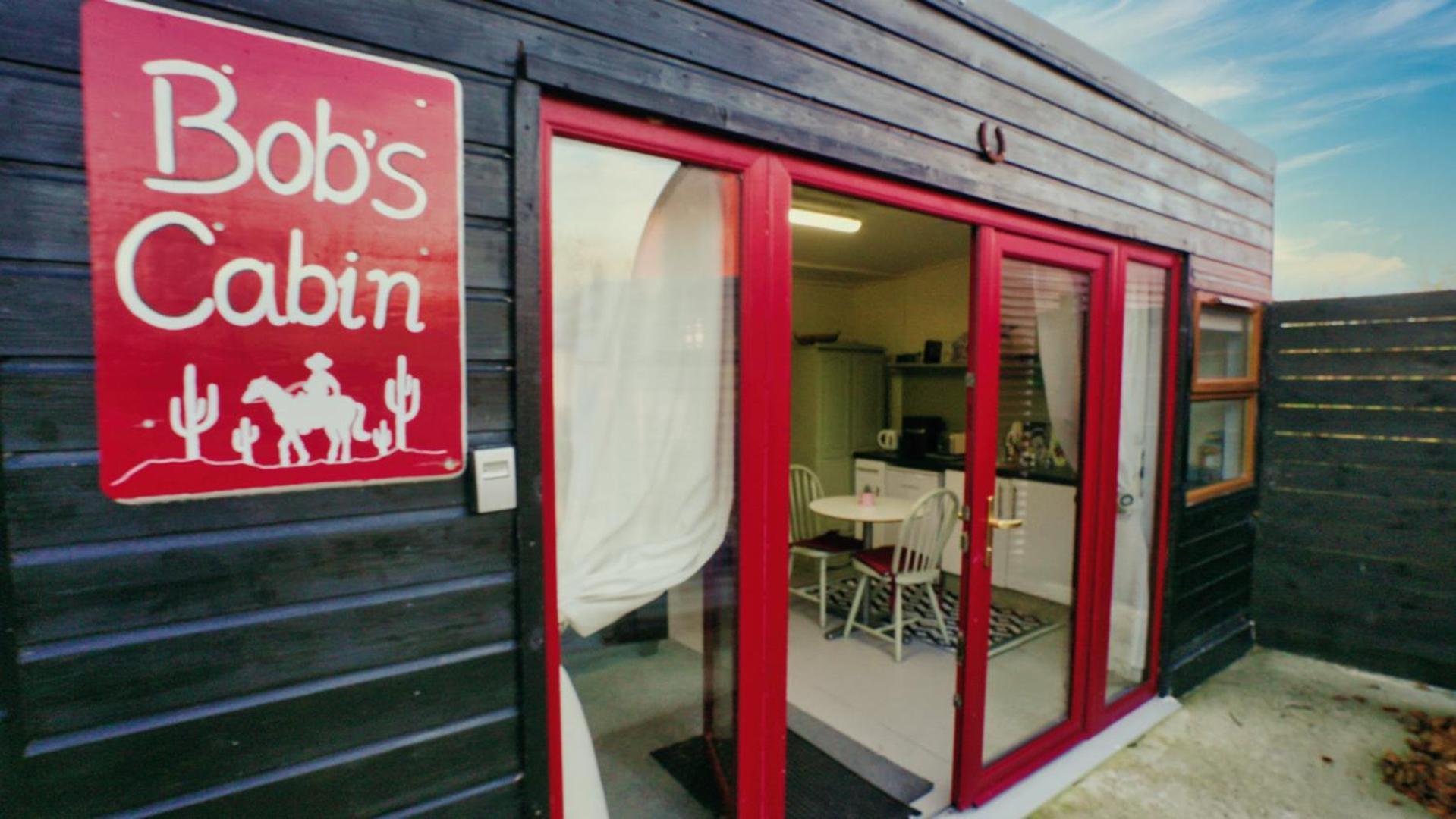Bob'S Cabin Galway Bagian luar foto